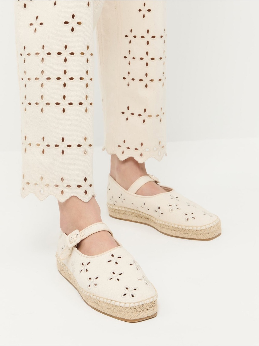 Loeffler Randall Clover Natural Embroidered Espadrille Mary Jane Size 7 Coastal